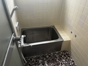 上鳥羽堀子町貸家