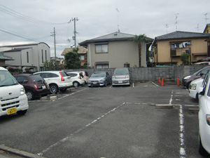 さくらパーキング外観