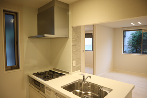 シャーメゾン岩倉南